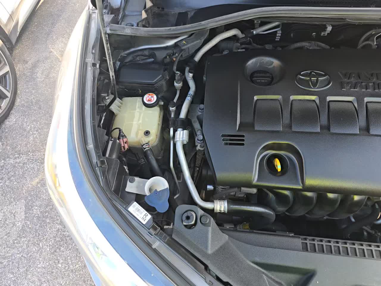 2018 Toyota C-HR XLE Premium FWD