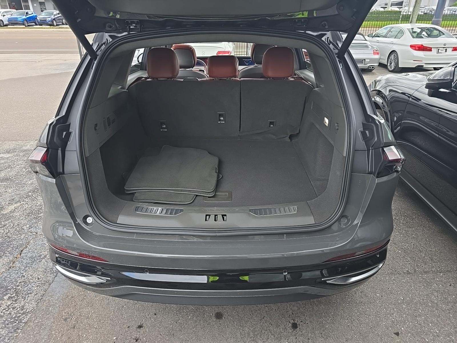 2024 Lincoln Nautilus Black Label AWD