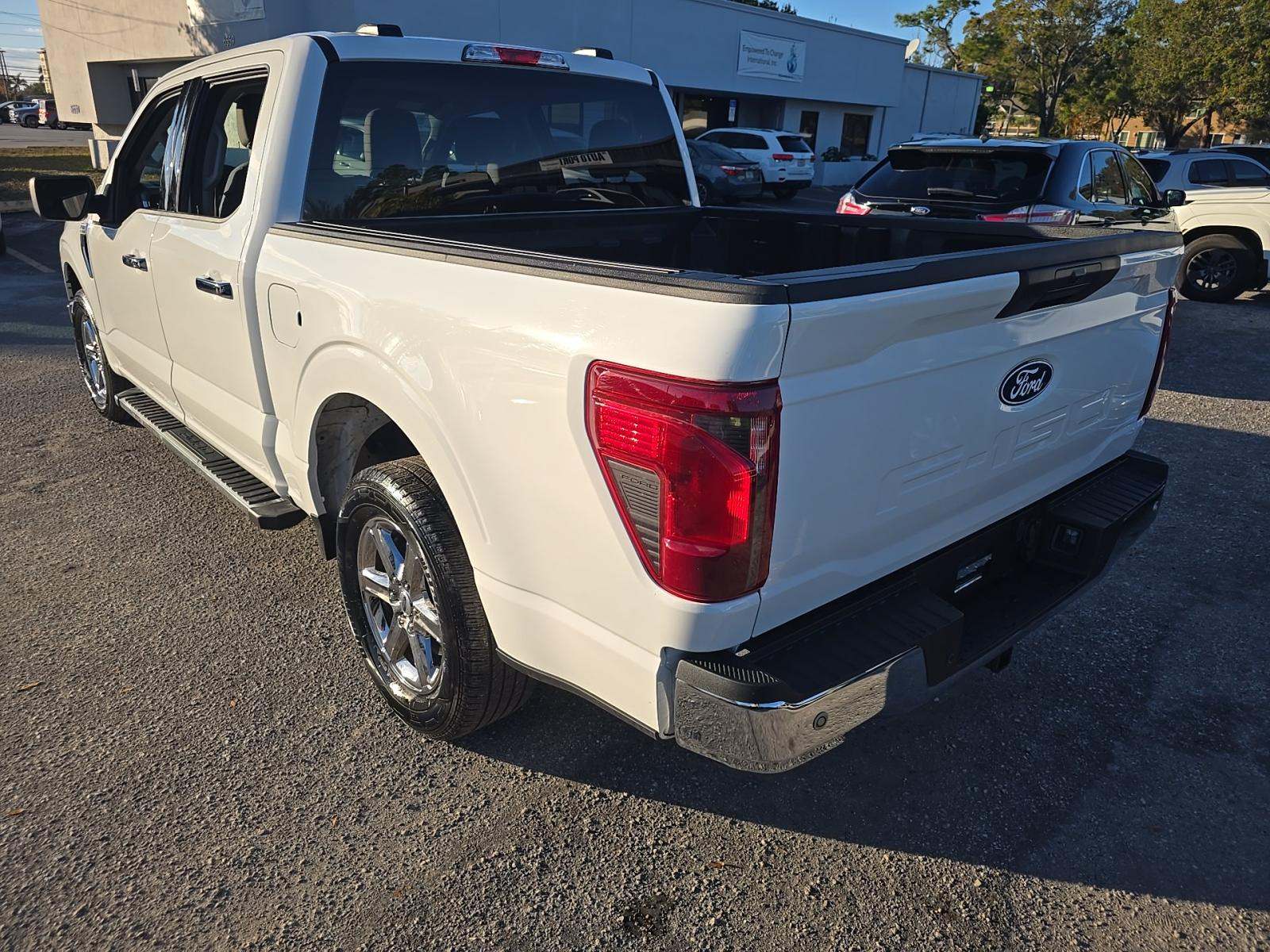 2025 Ford F-150 XLT RWD