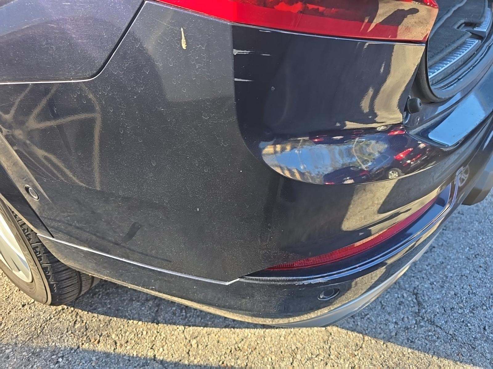 2016 Volvo XC90 T6 Momentum AWD