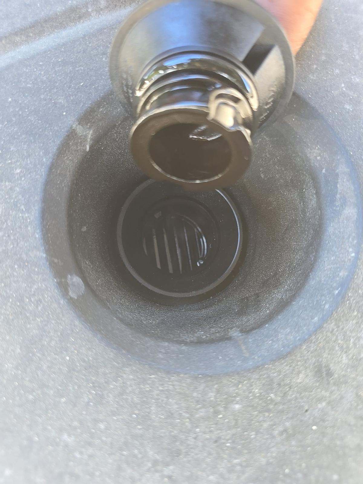 2016 Volvo XC90 T6 Momentum AWD