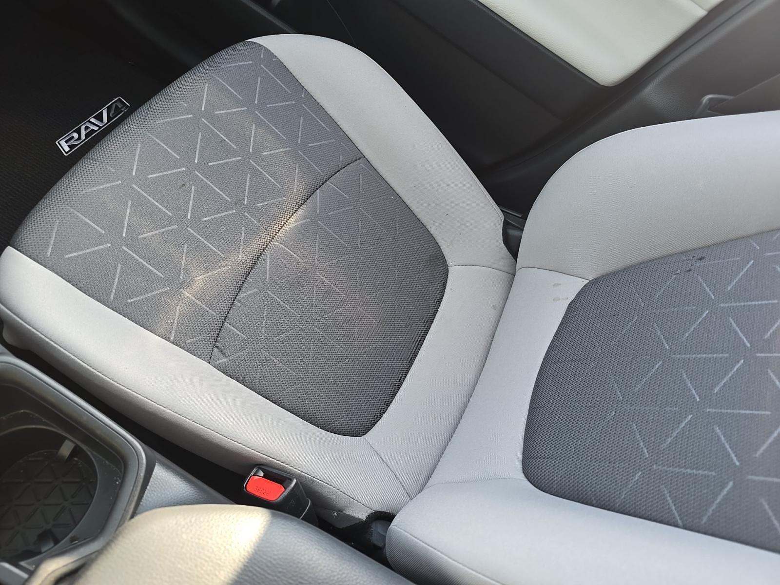 2024 Toyota RAV4 XLE FWD