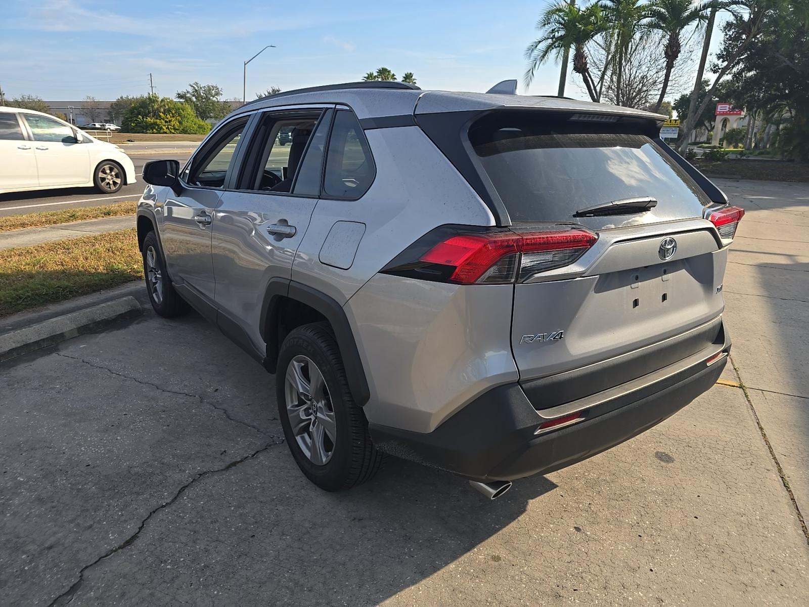 2024 Toyota RAV4 XLE FWD