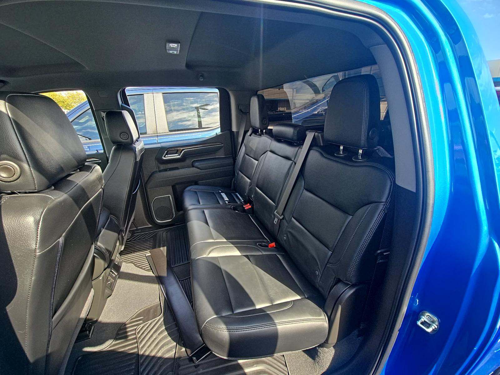 2025 Chevrolet Silverado 1500 RST RWD