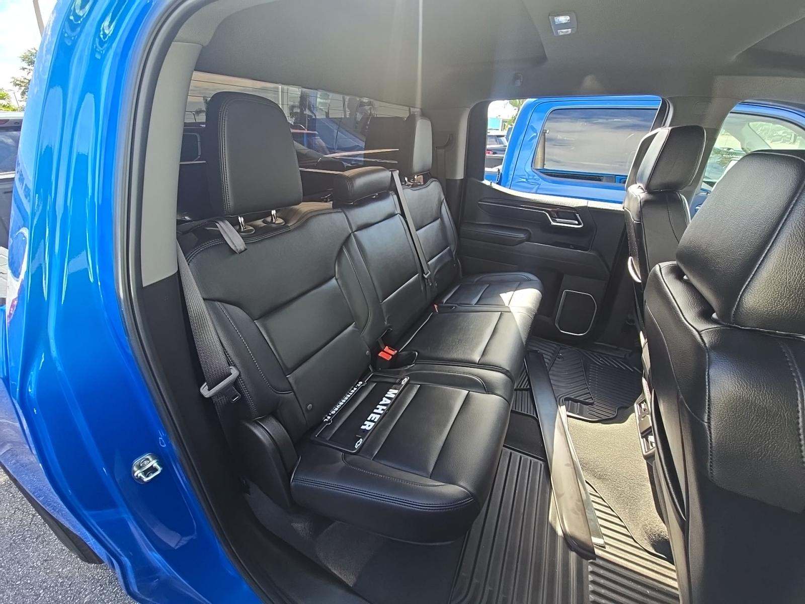 2025 Chevrolet Silverado 1500 RST RWD