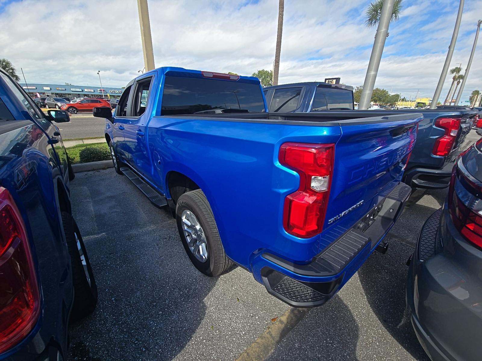 2025 Chevrolet Silverado 1500 RST RWD