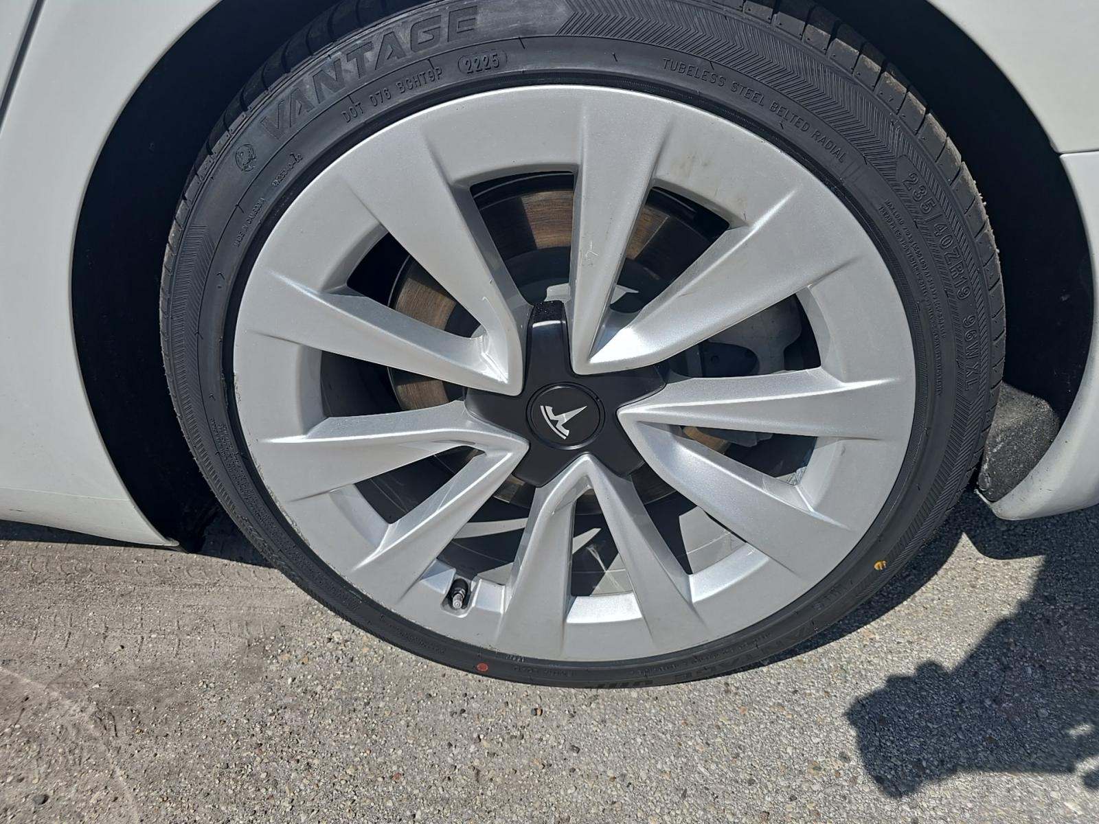 2021 Tesla Model 3 Standard Range Plus RWD