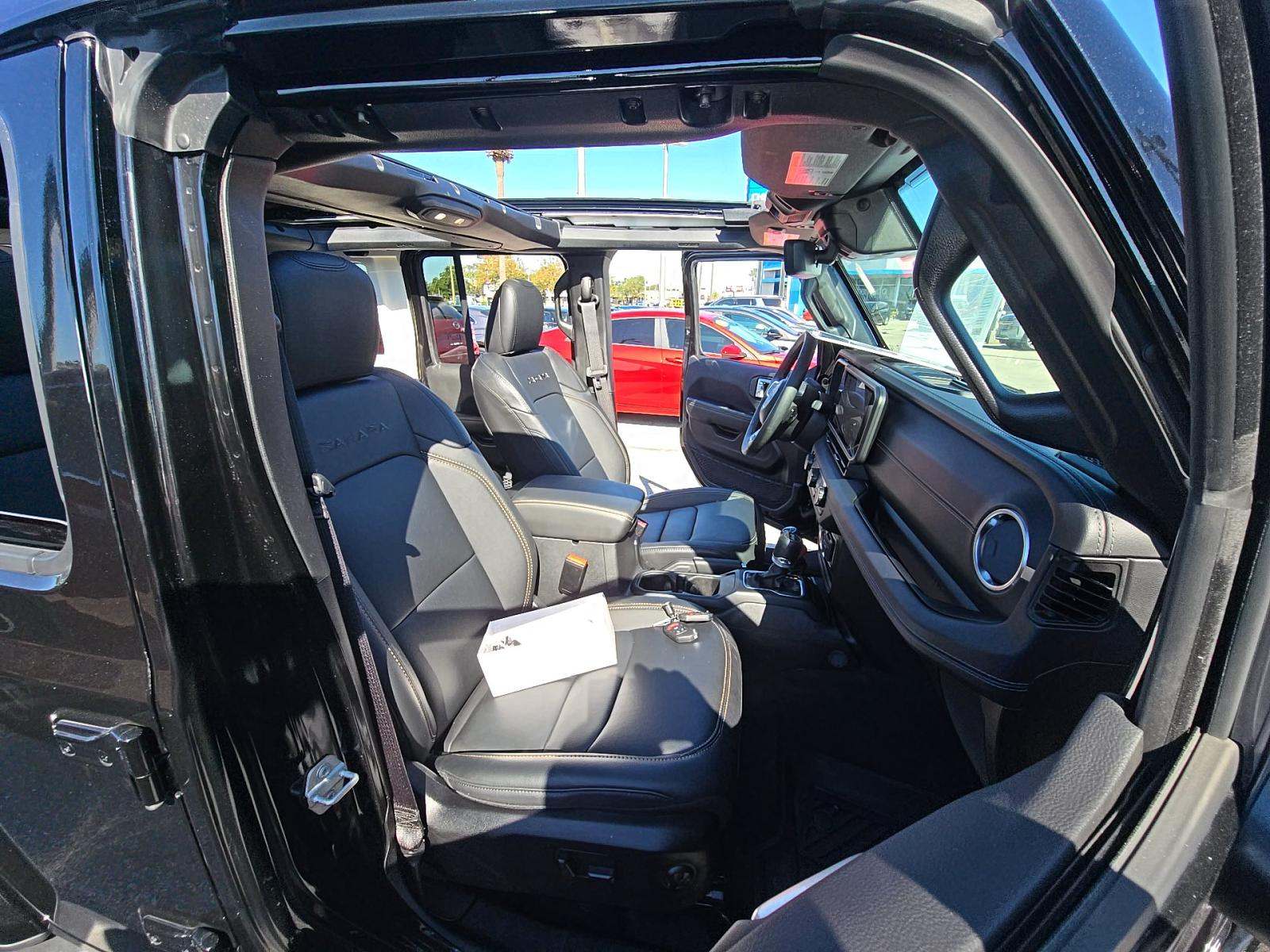 2024 Jeep Wrangler Sahara AWD