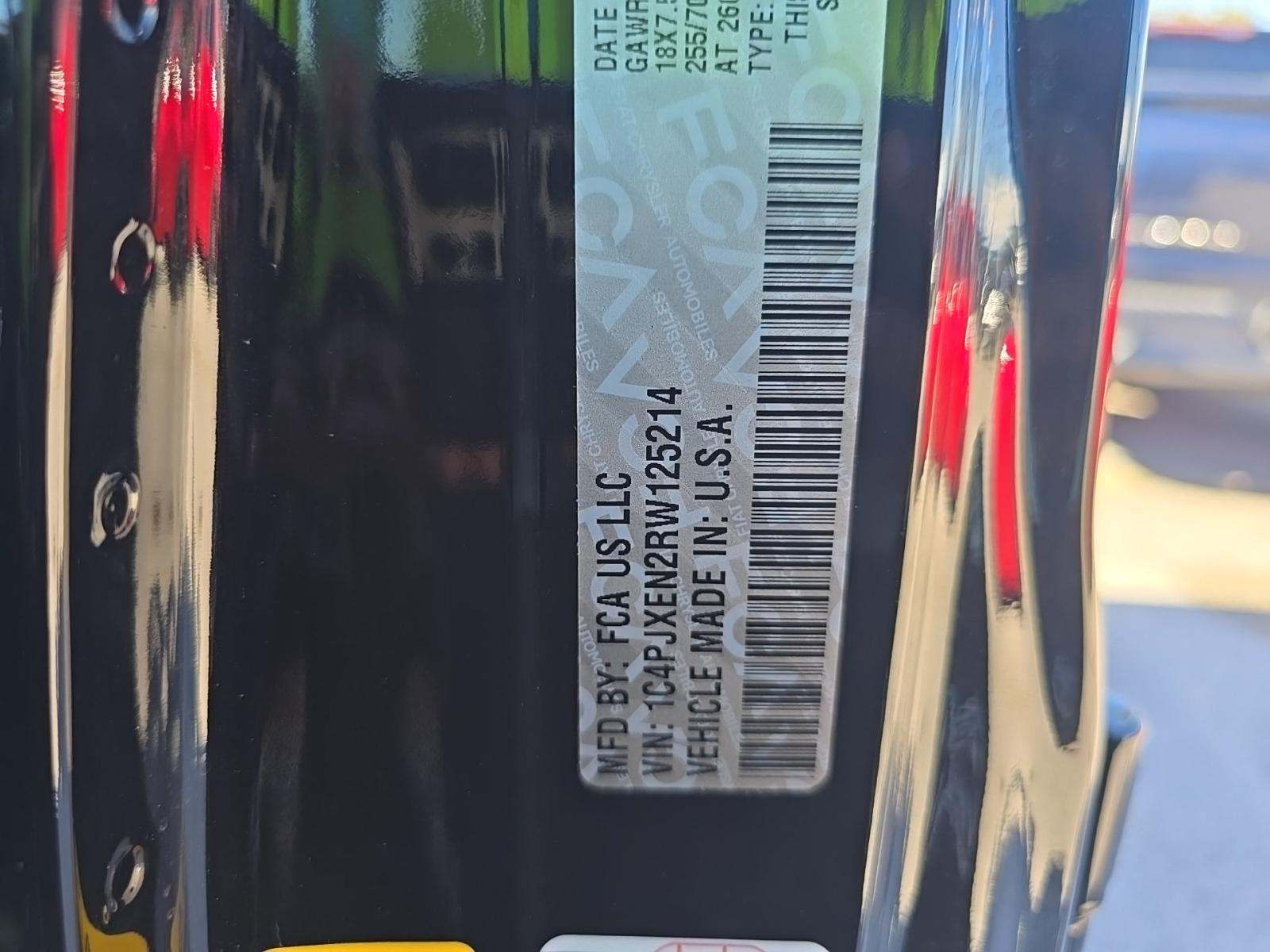 2024 Jeep Wrangler Sahara AWD