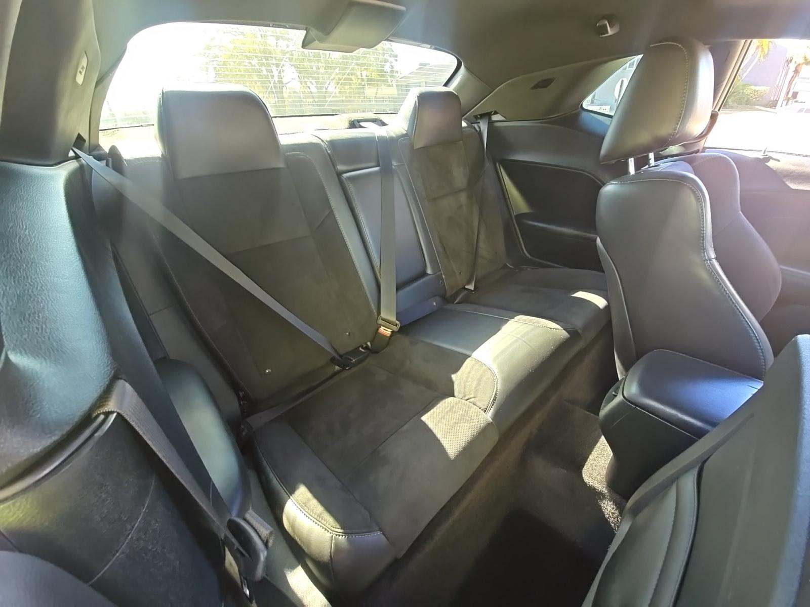 2018 Dodge Challenger R/T T/A Plus RWD