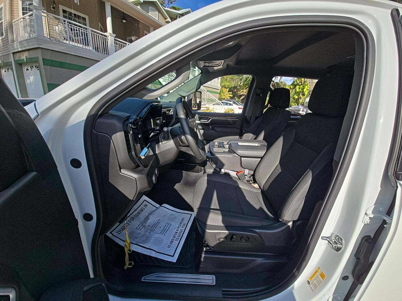 2025 Chevrolet Silverado 2500HD LT AWD