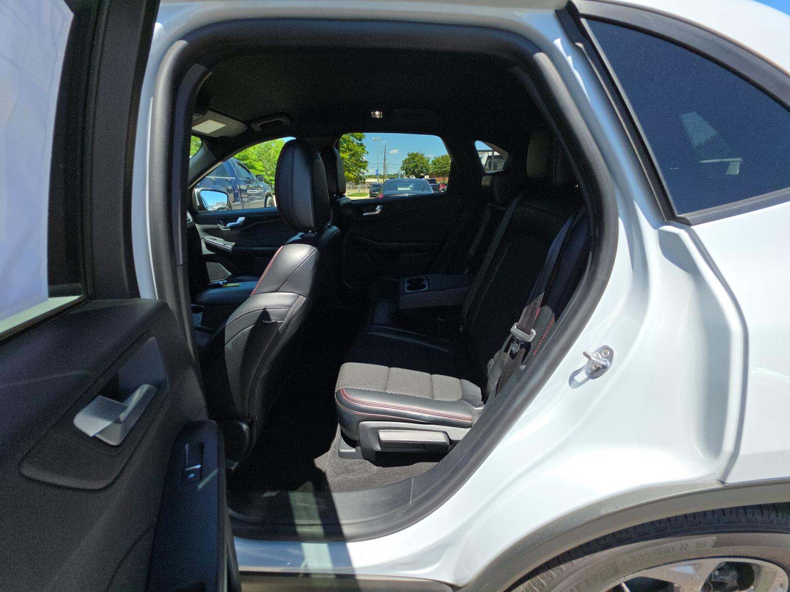 FORD ESCAPE - 9