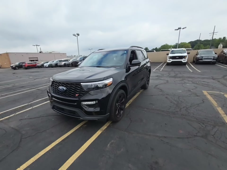 2022 Ford Explorer ST AWD