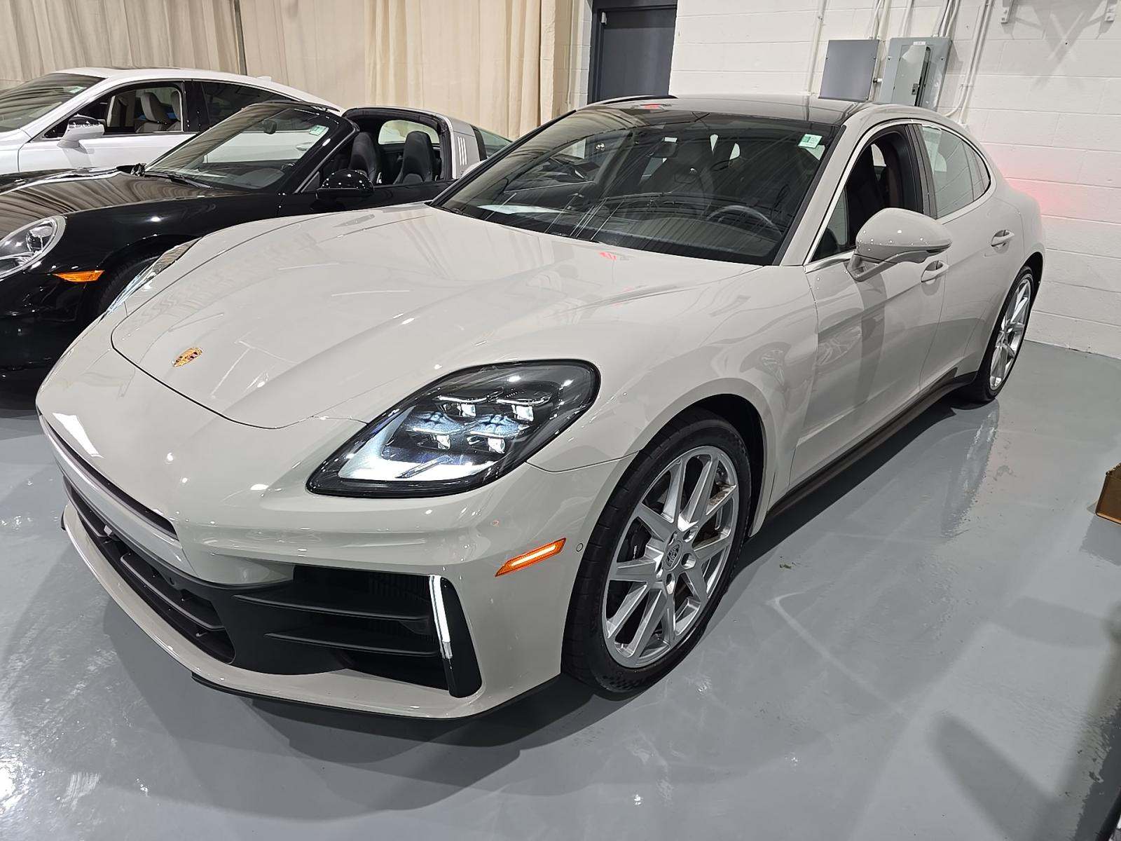 2024 Porsche Panamera 4 AWD