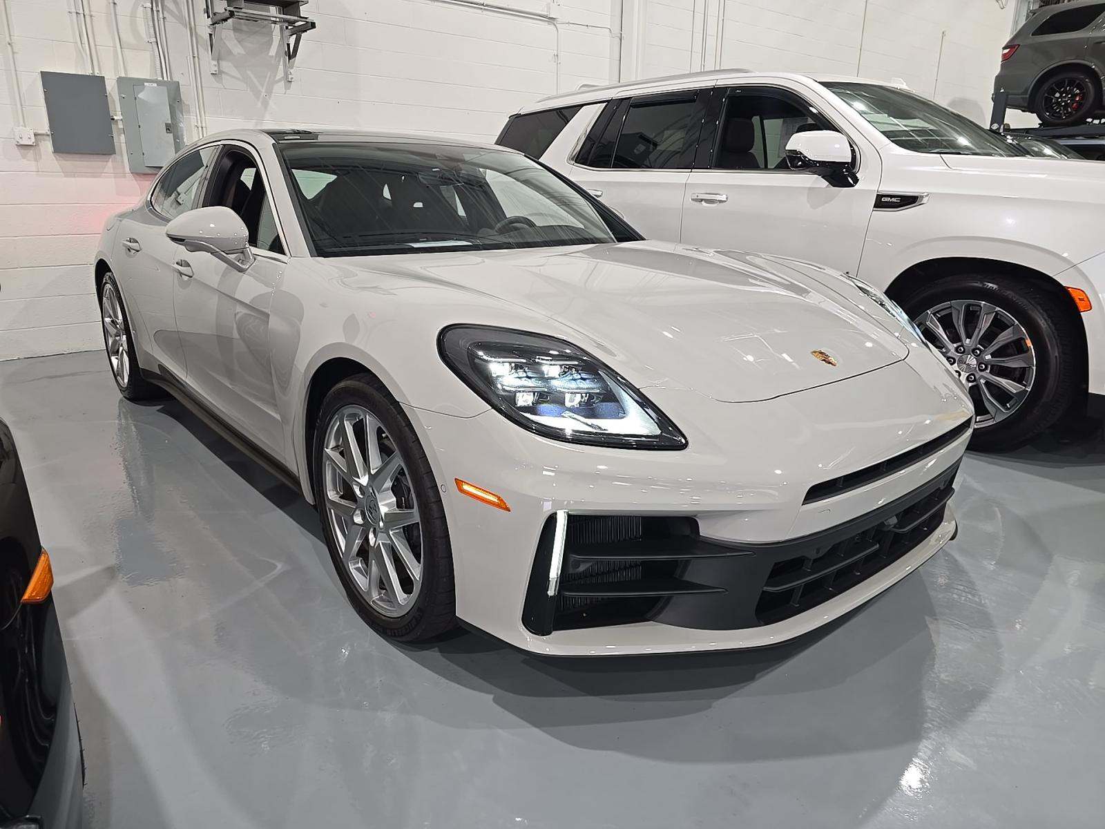 2024 Porsche Panamera 4 AWD