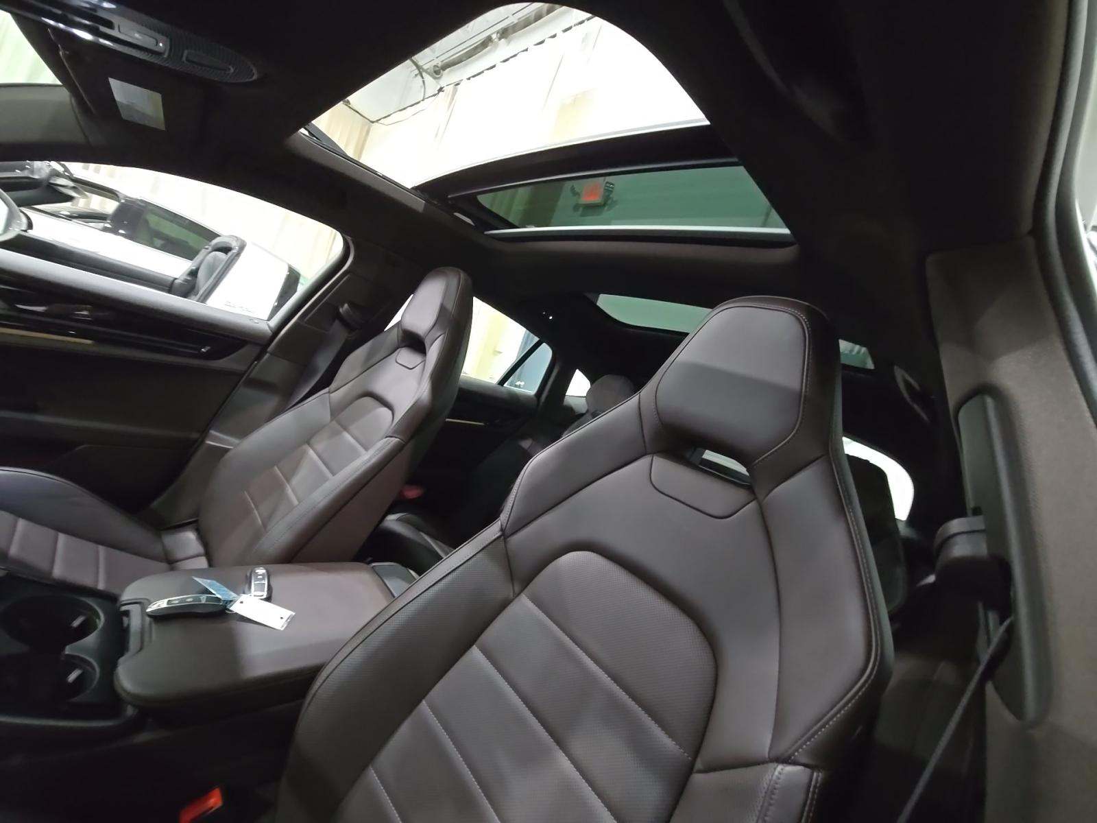 2024 Porsche Panamera 4 AWD