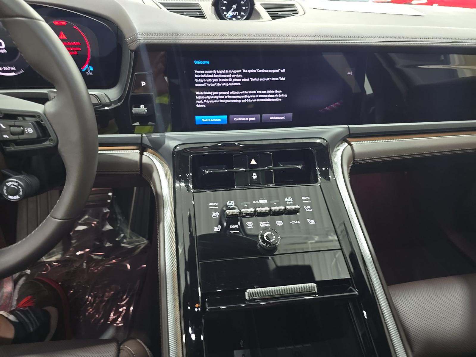 2024 Porsche Panamera 4 AWD