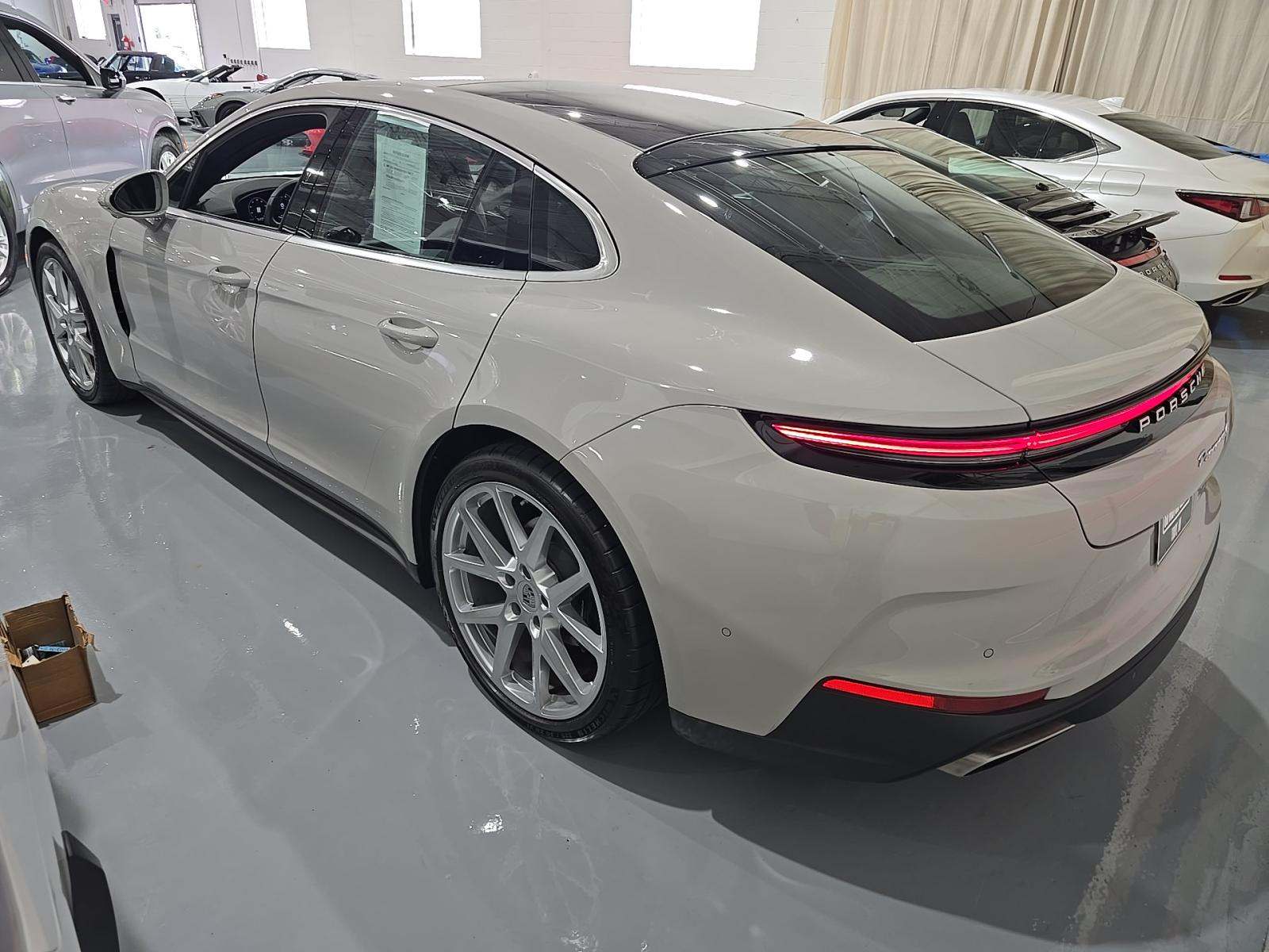 2024 Porsche Panamera 4 AWD