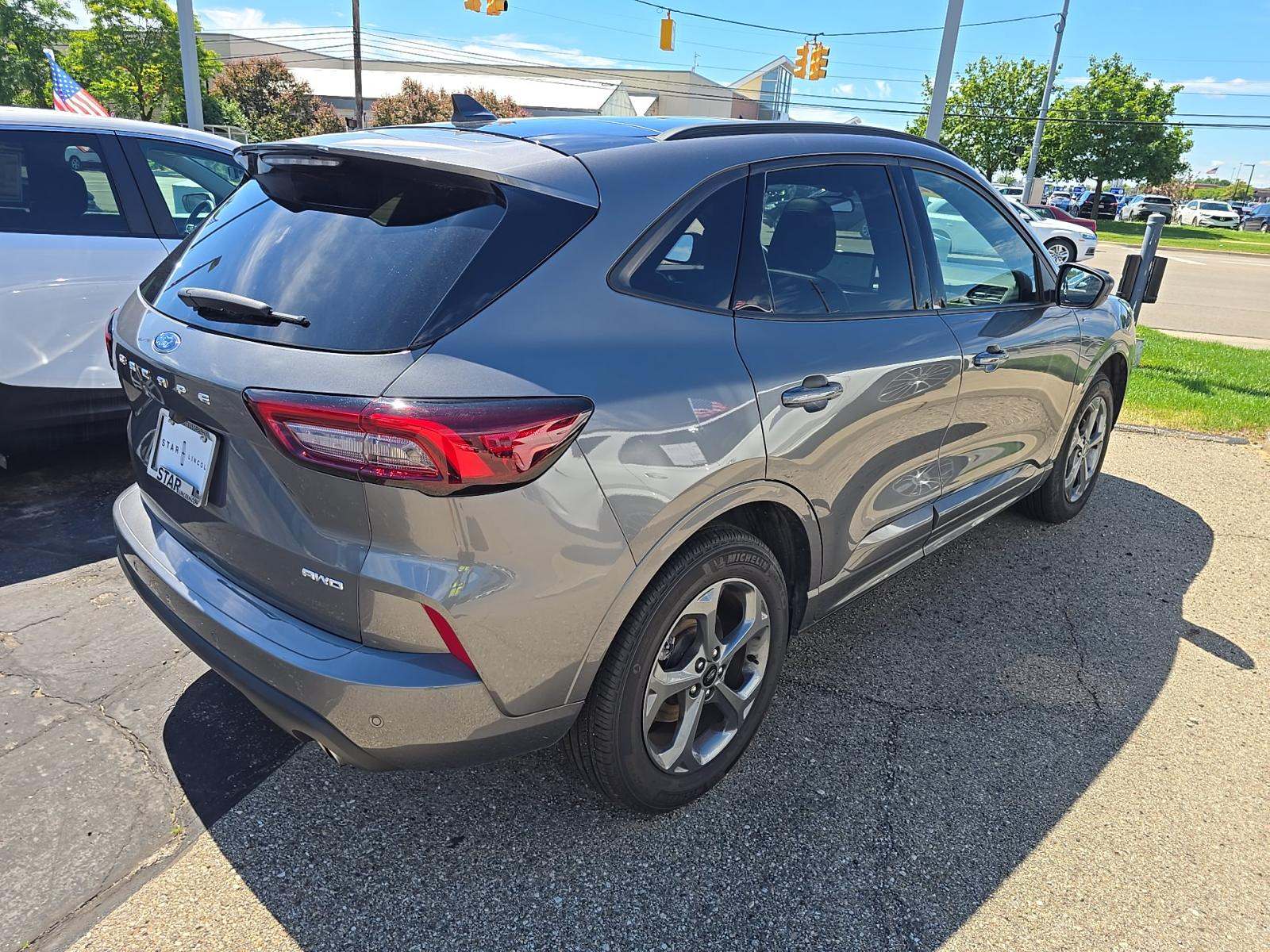 2024 Ford Escape ST-Line AWD