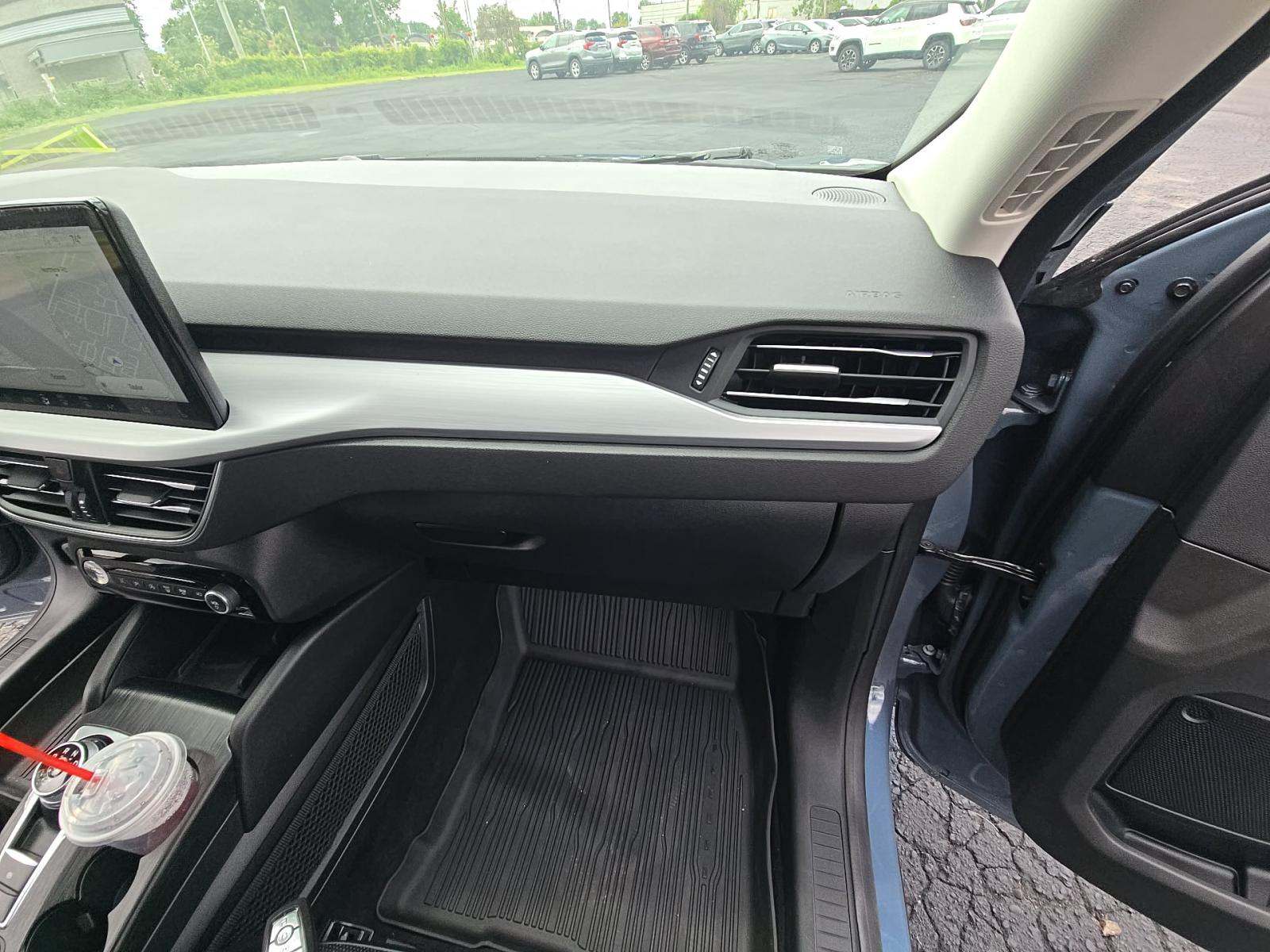 2023 Ford Escape Platinum AWD