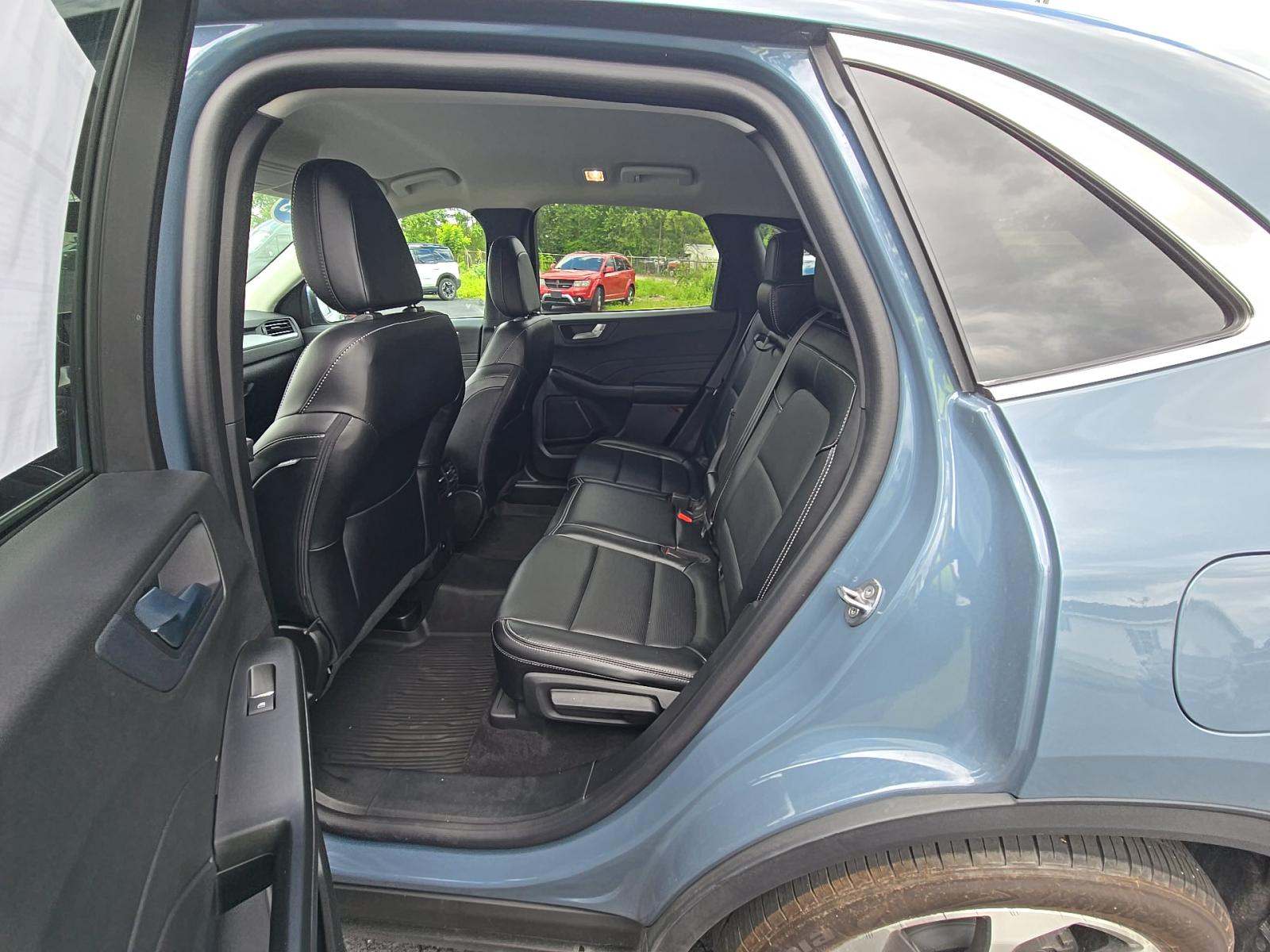 2023 Ford Escape Platinum AWD