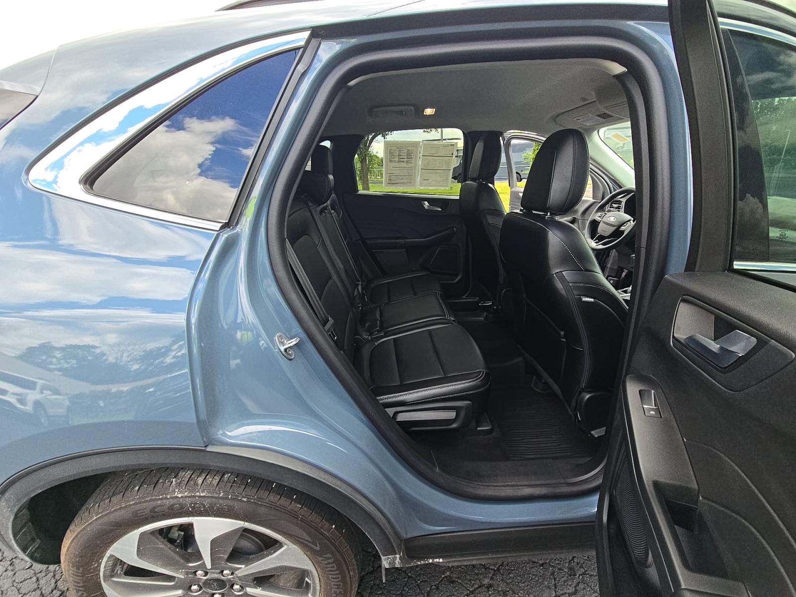 2023 Ford Escape Platinum AWD