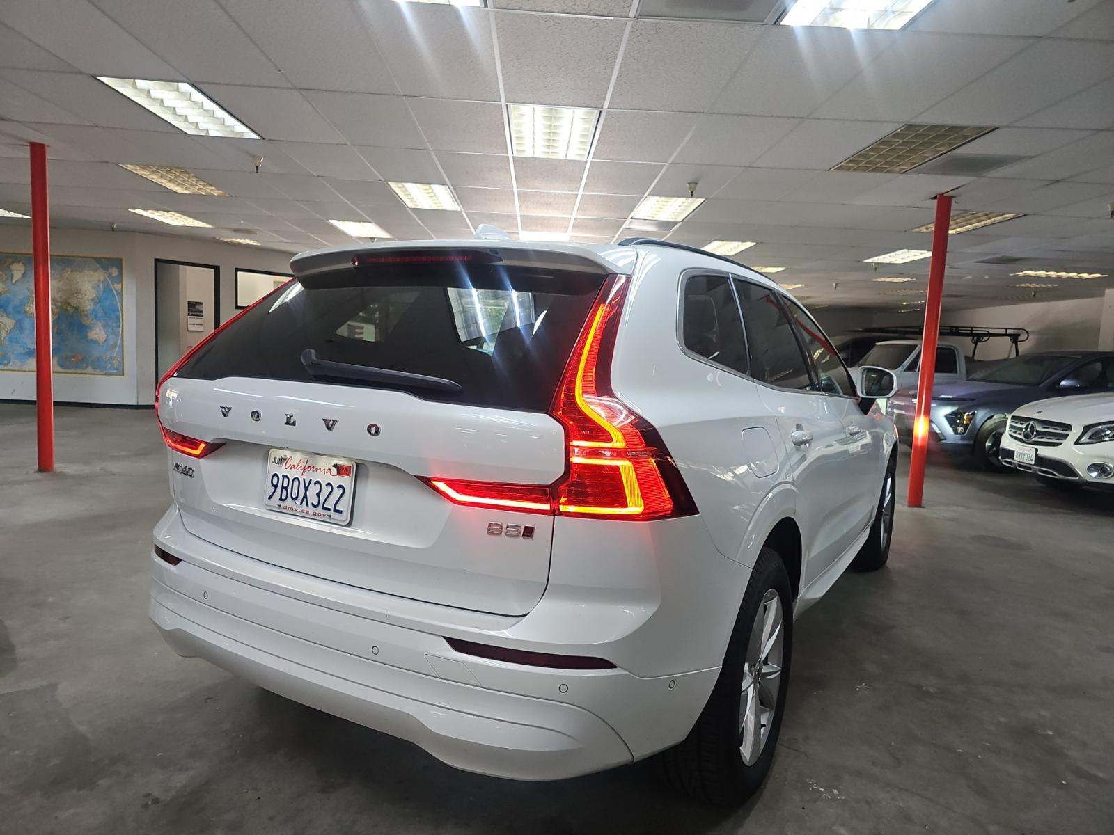 2022 Volvo XC60 B5 Momentum AWD