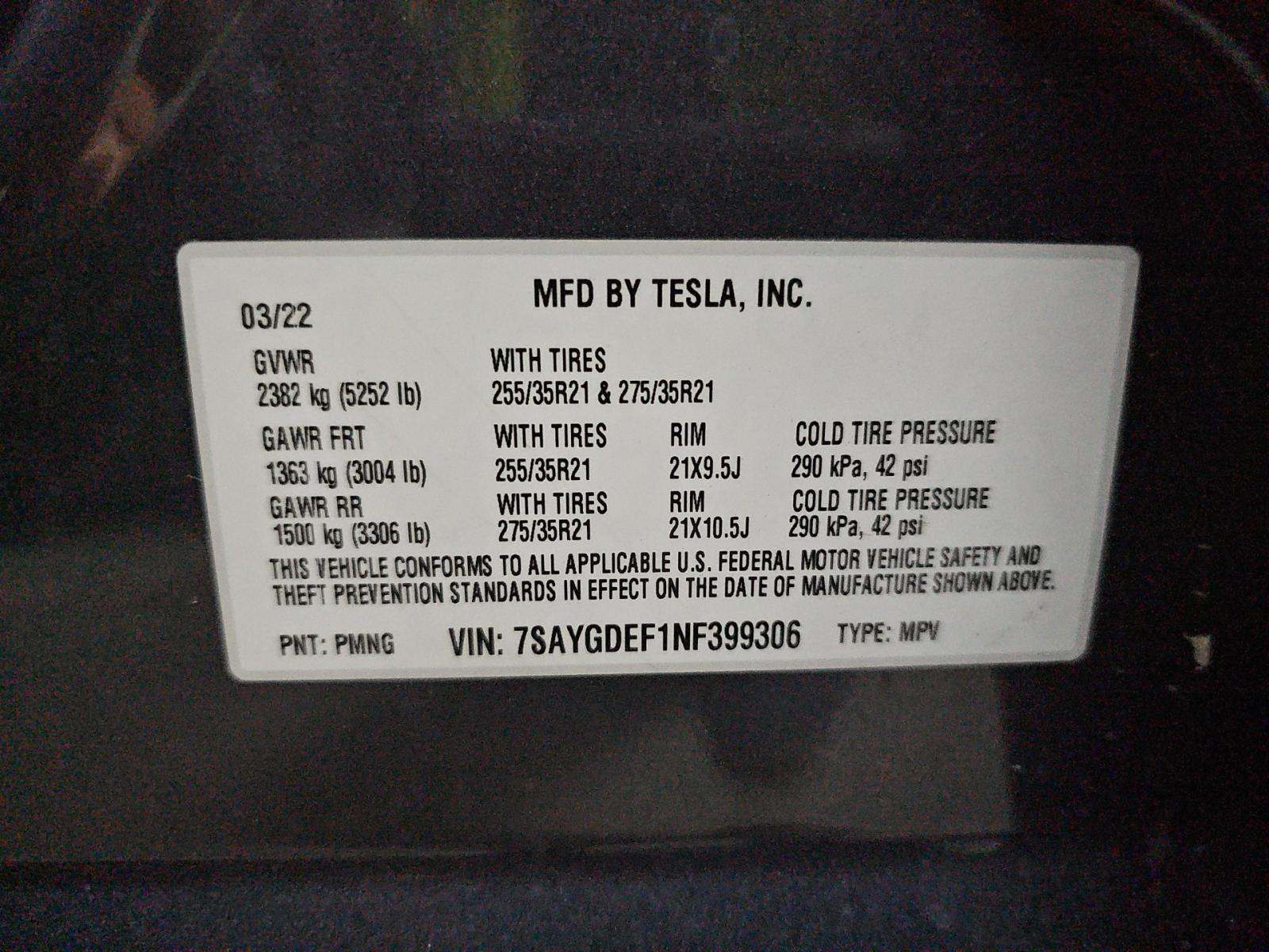 TESLA MODEL Y - 5
