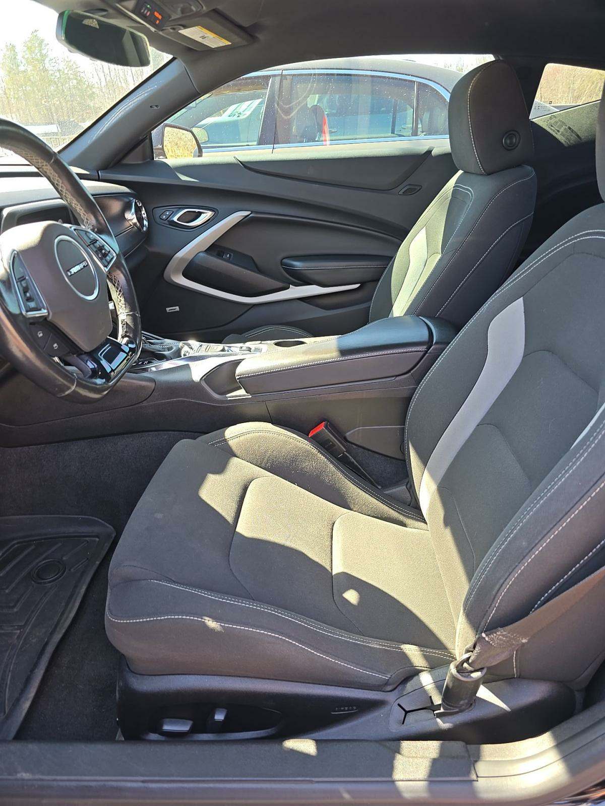 2019 Chevrolet Camaro 1LT RWD