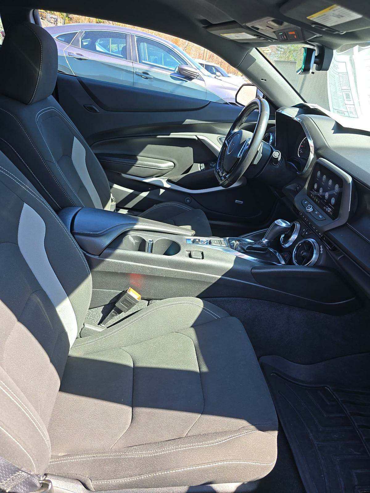 2019 Chevrolet Camaro 1LT RWD