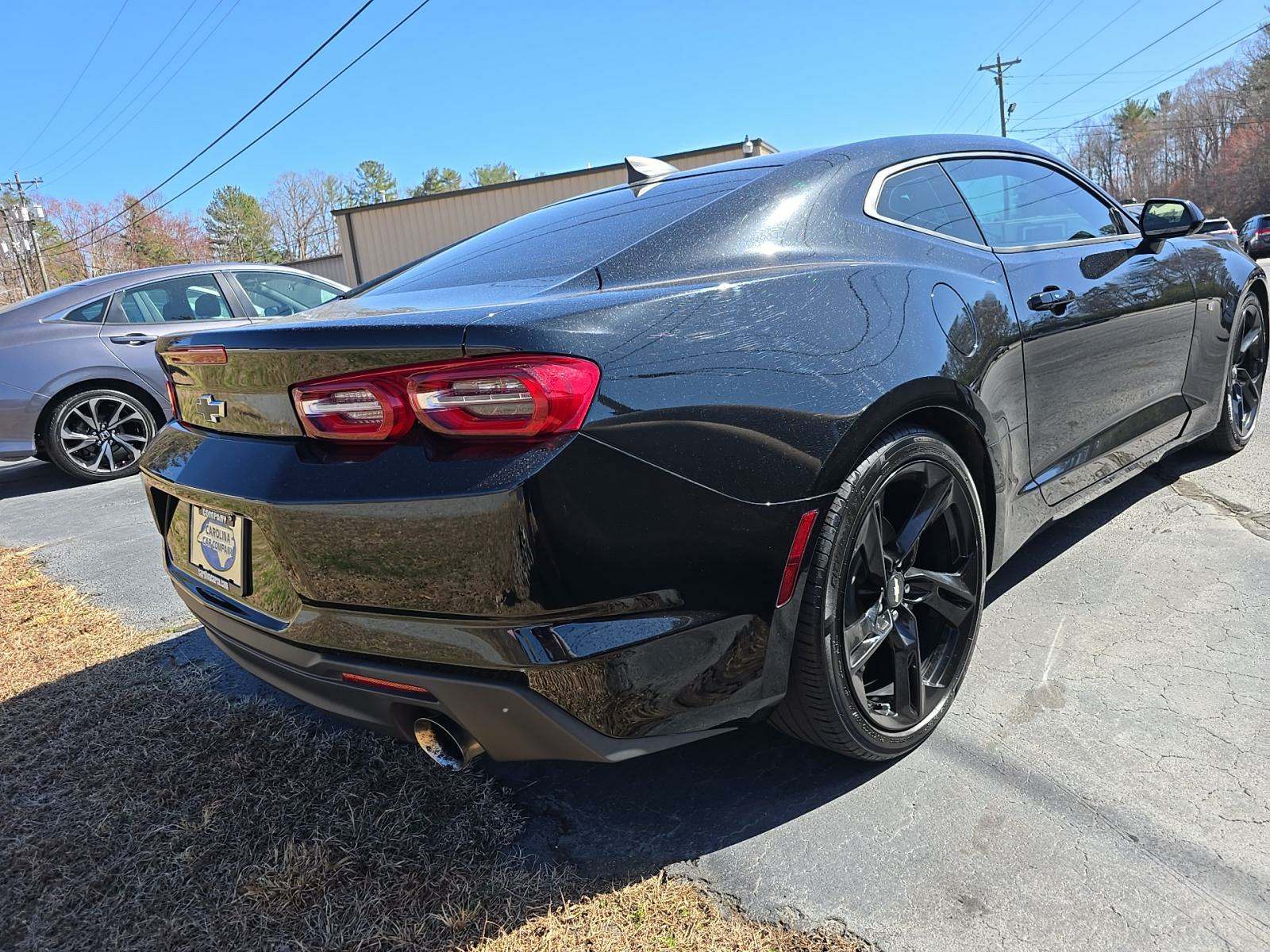 2019 Chevrolet Camaro 1LT RWD