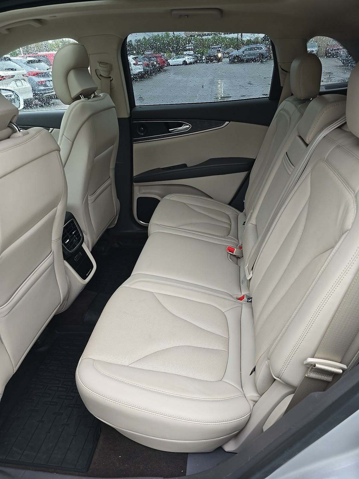 2019 Lincoln Nautilus Reserve AWD