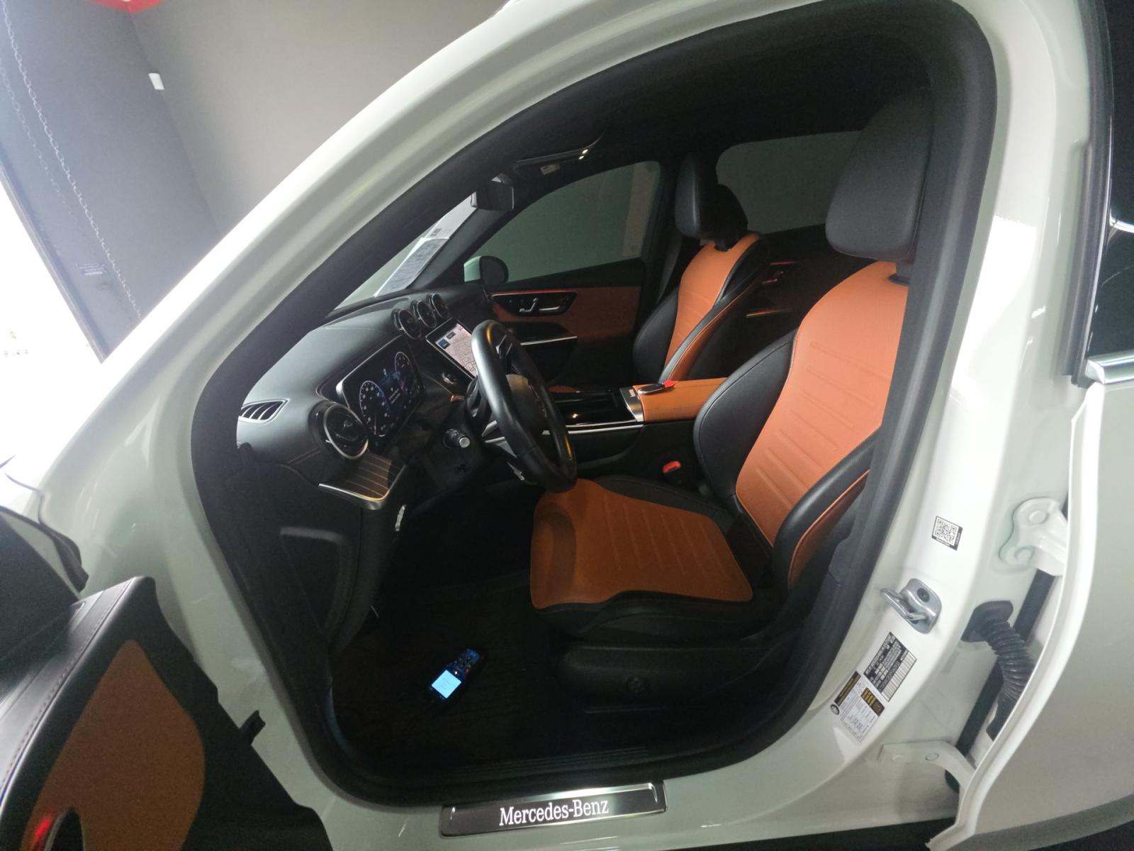 2023 Mercedes-Benz GLC GLC 300 RWD