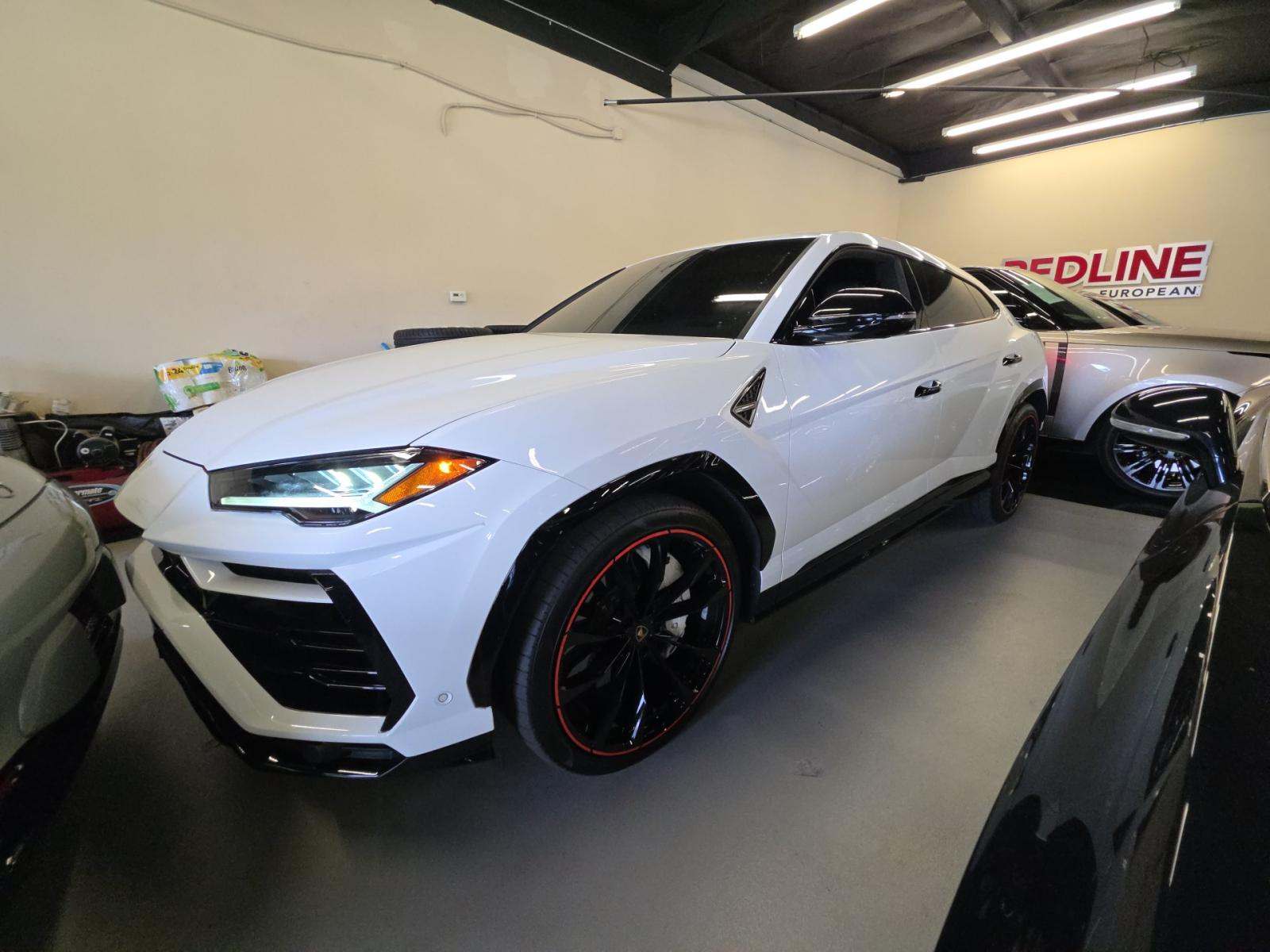 2022 Lamborghini Urus Base AWD