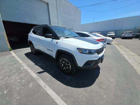JEEP TRAILHAWK - 4