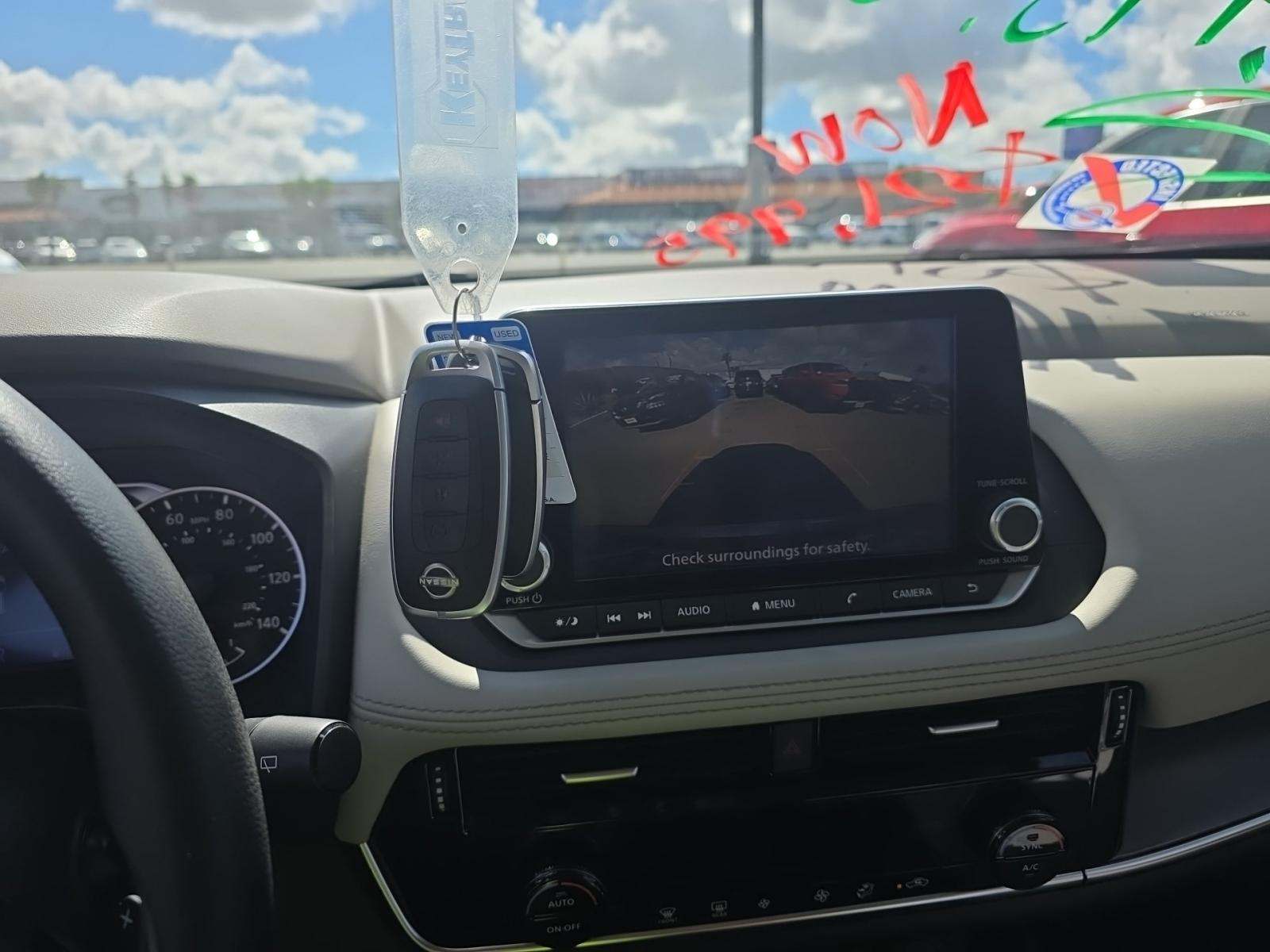 2023 Nissan Rogue SV FWD