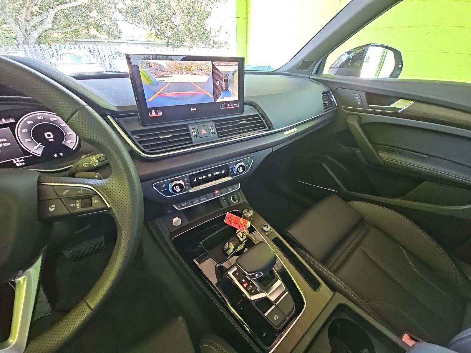 2025 Audi Q5 e Plug-In Hybrid S line Premium Plus AWD