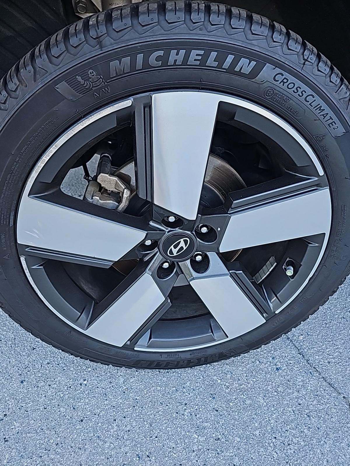 2025 Hyundai Santa Fe Hybrid Limited AWD