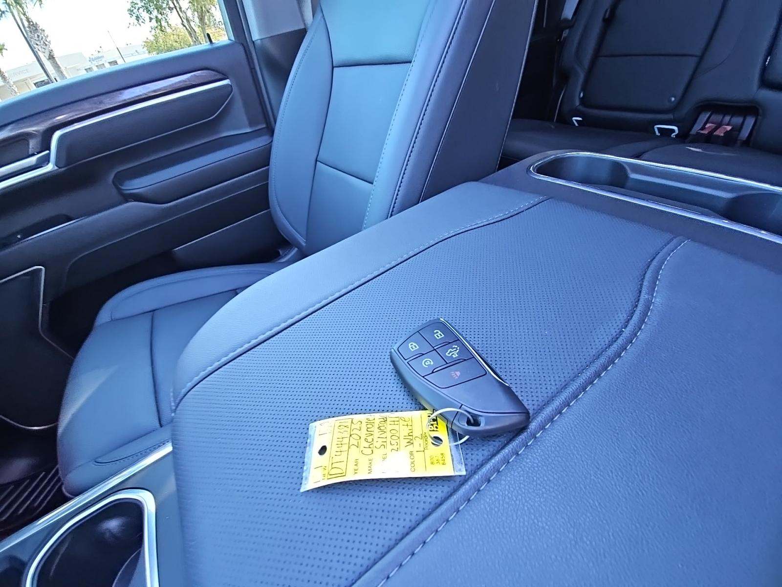 2025 Chevrolet Silverado 2500HD LTZ AWD