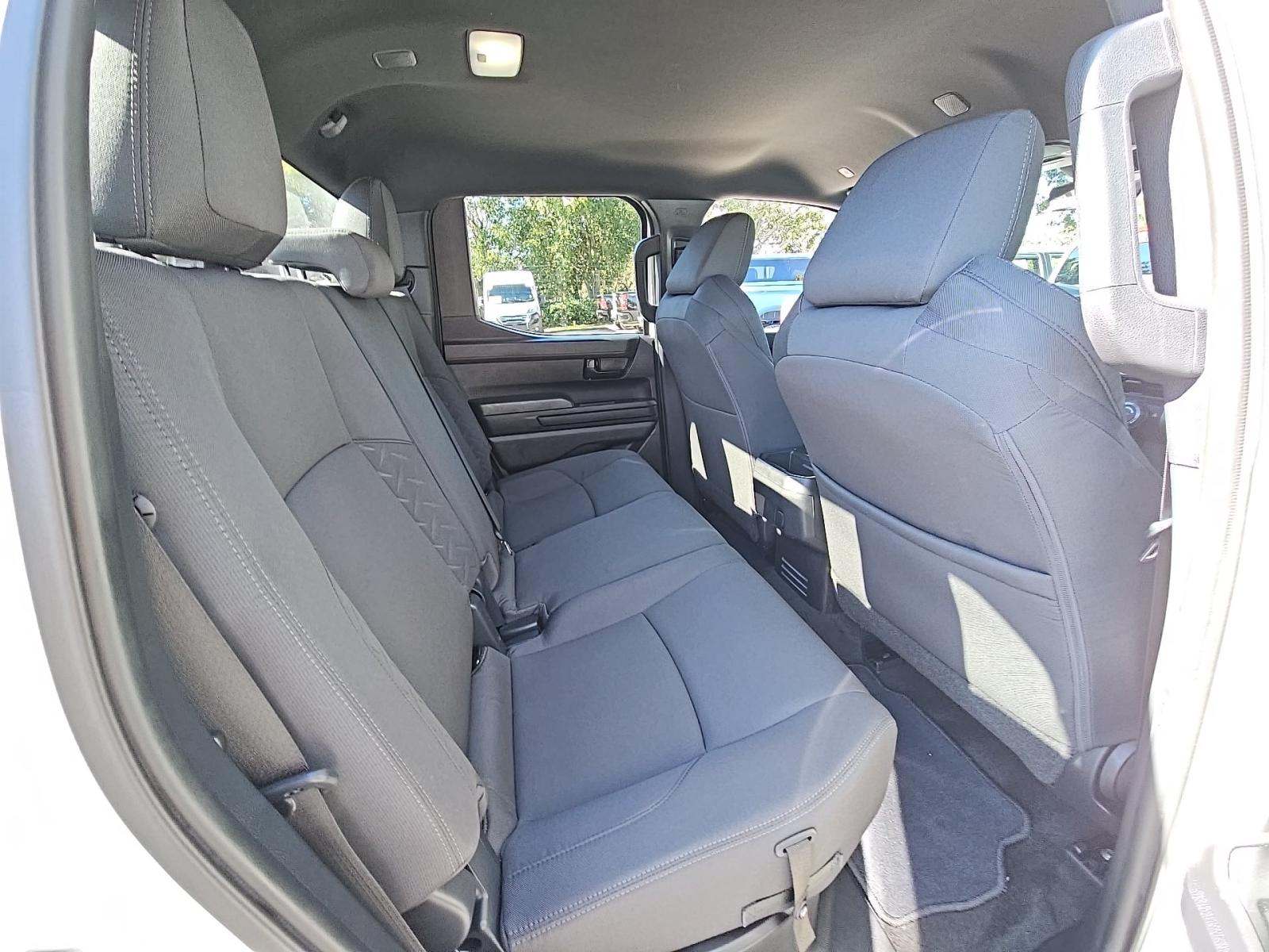 2025 Toyota Tacoma SR5 AWD