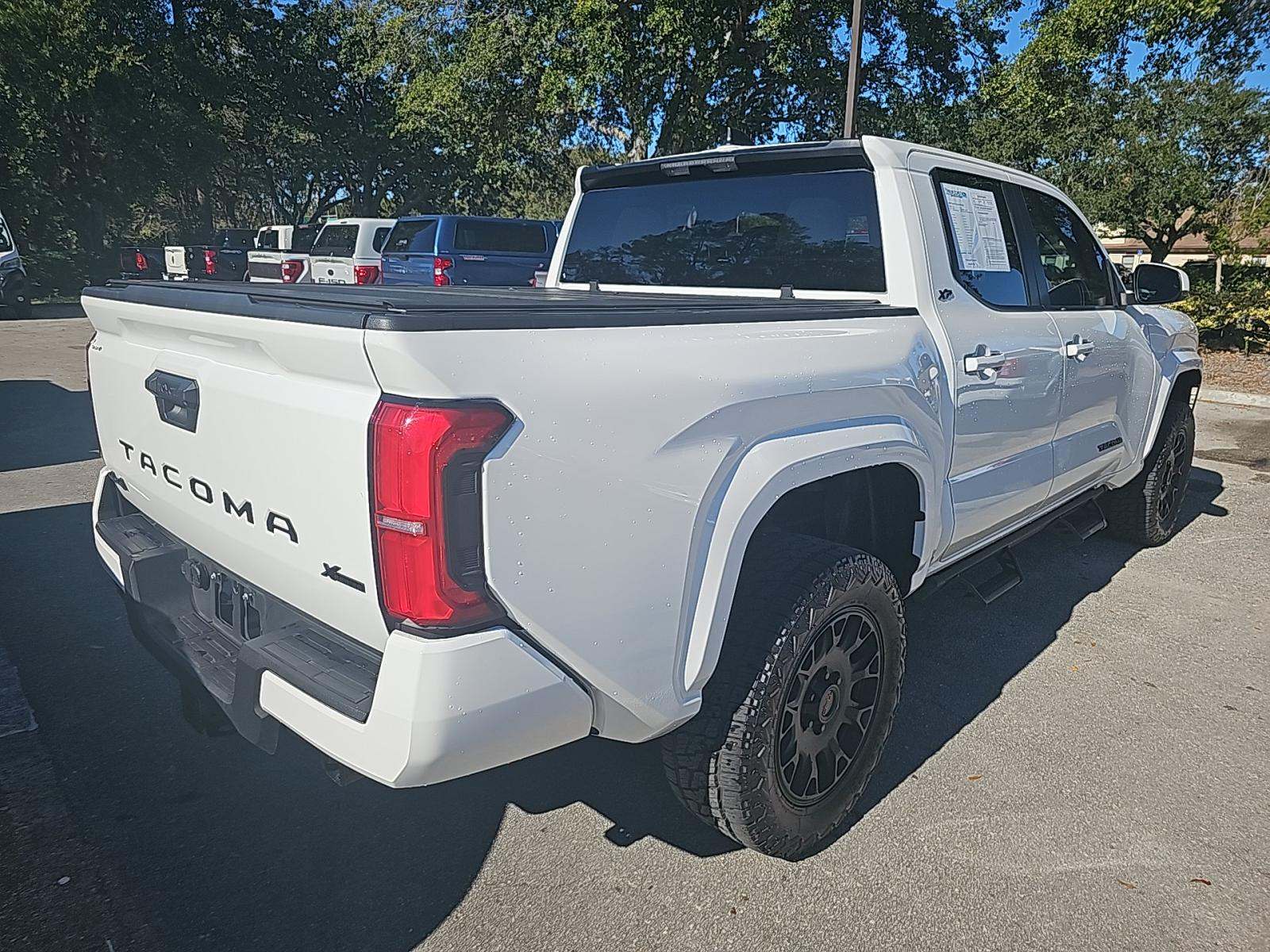 2025 Toyota Tacoma SR5 AWD