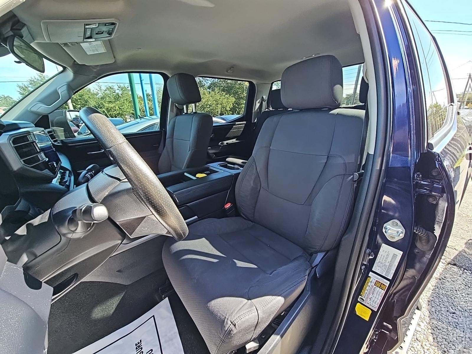 2022 Toyota Tundra SR5 AWD