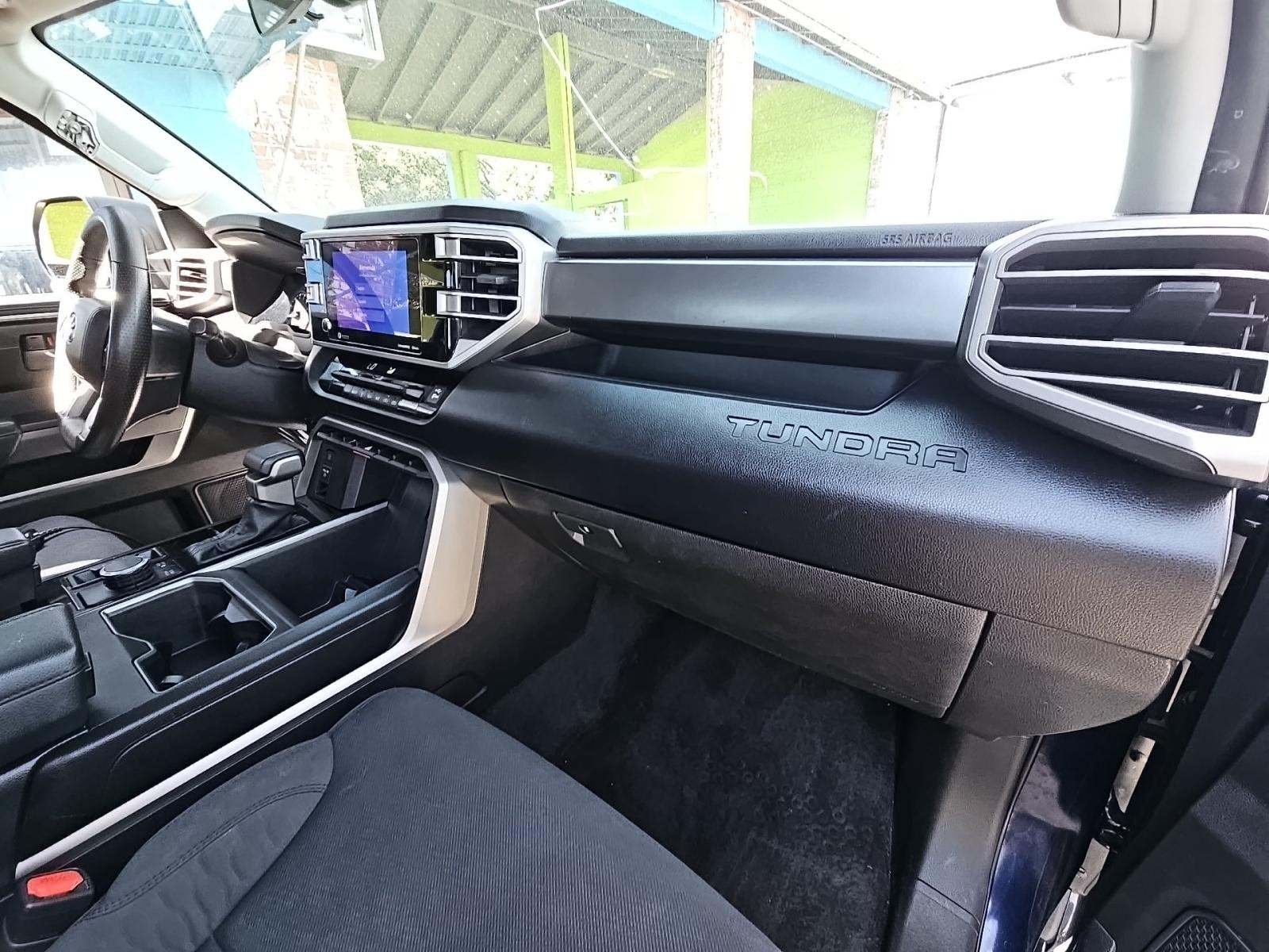 2022 Toyota Tundra SR5 AWD