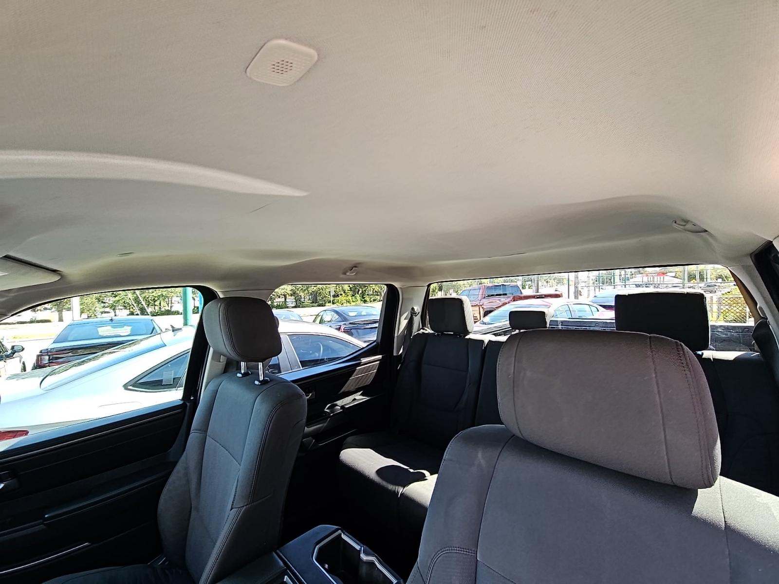 2022 Toyota Tundra SR5 AWD