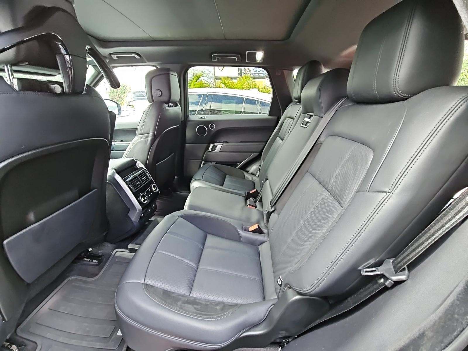 2019 Land Rover Range Rover Sport HST AWD