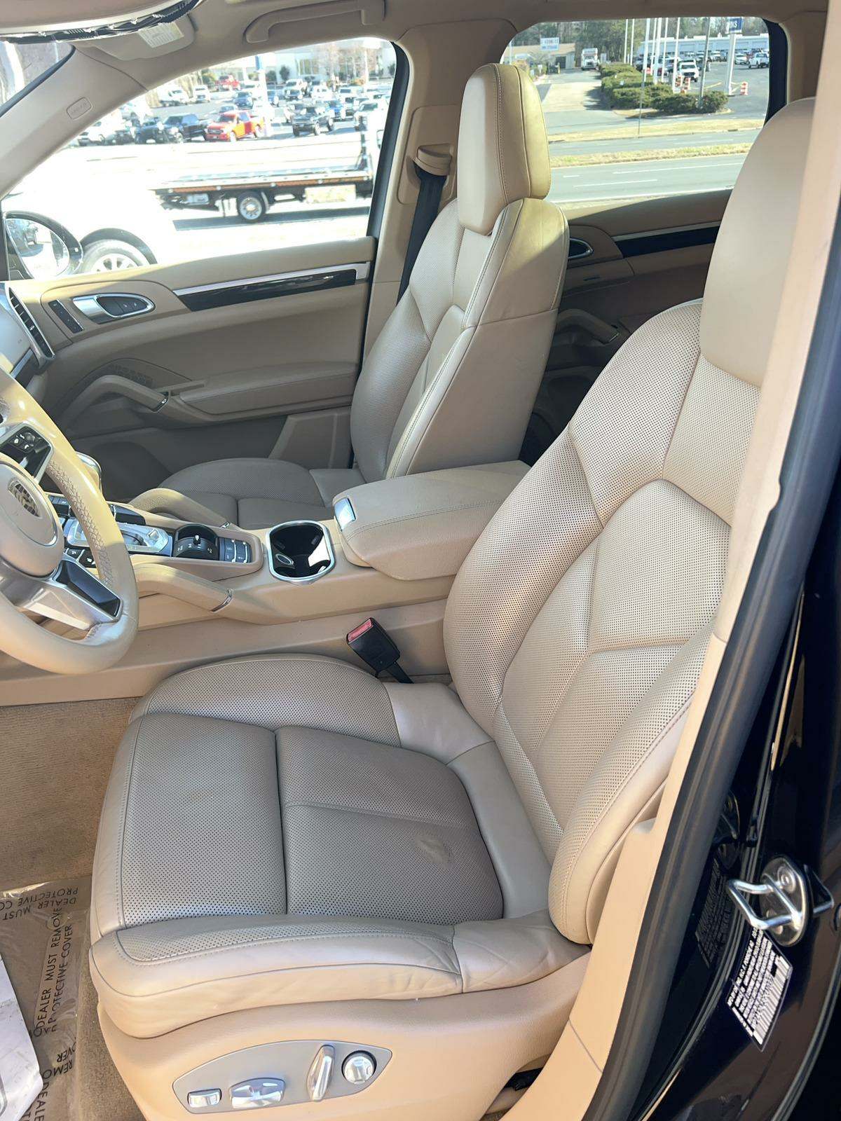 2016 Porsche Cayenne 4D SUV 3.6L AWD