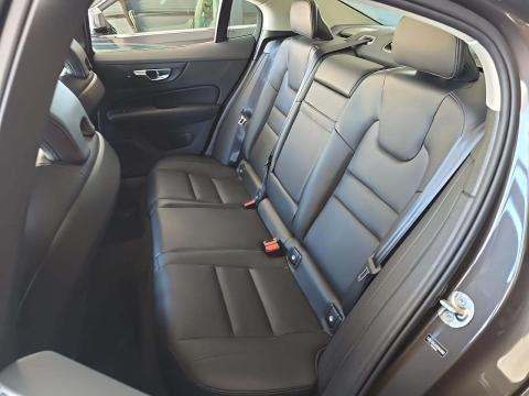 2025 Volvo S60 B5 Core AWD