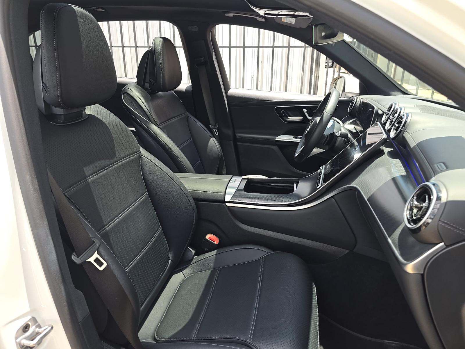 2024 Mercedes-Benz GLC GLC 300 RWD