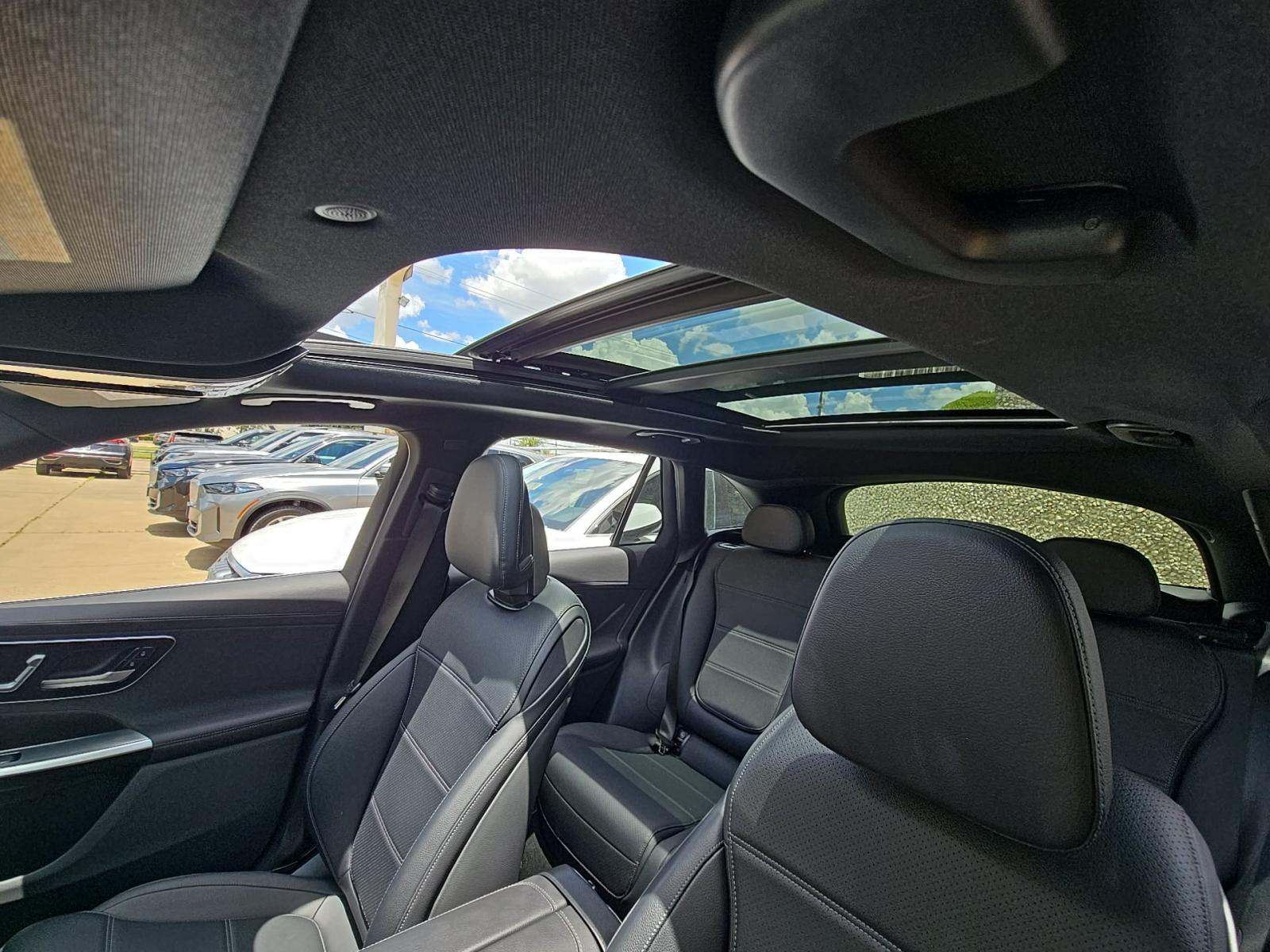 2024 Mercedes-Benz GLC GLC 300 RWD