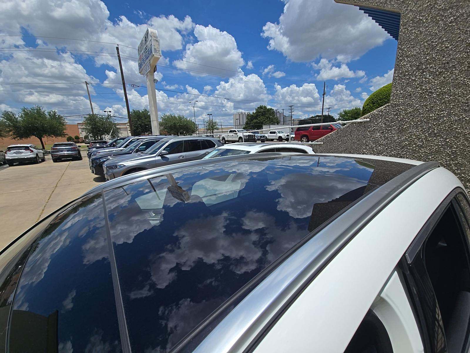 2024 Mercedes-Benz GLC GLC 300 RWD